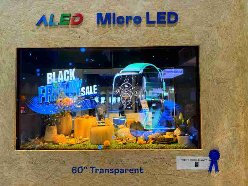 CG电子60吋高透明度Micro LED显示器获”最佳Micro LED技术应用奖”，，，，将Micro LED面板透明化之设计特性极致发挥，，，，以可扩展性无缝拼接技术打造，，，，具备600 nits全画面亮度、、大于60%穿透率及超过NTSC 110%的优异广色域表现，，，可依需求灵活应用于各种场域